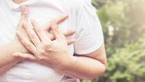 Otkriven jedan iznenađujući simptom koji se javlja prije srčanog udara