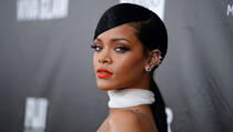 Rihanna unajmila manekenku s hidžabom za svoju novu kampanju (VIDEO)