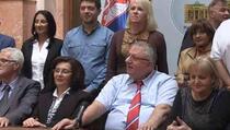 Šešelj: Zastavu hrvatske ustaške države i dalje ćemo pljuvati, gaziti i paliti (VIDEO)