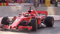 F1: Pogledajte kako se Sebastian Vettel obrukao na ulicama Milana (VIDEO)