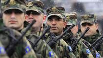 Bassuener: Kosovska vojska, paravan za dogovor Vučića i Thaçija