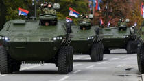 Zëri: Srbija šalje tenkove na granici sa Kosovom (VIDEO)