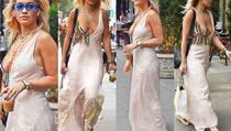 Zanosna Rita Ora plijenila poglede u haljini bez donjeg rublja (FOTO)