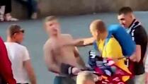 Kijev: Huligan maltretirao Liverpoolovog navijača pa nokautiran završio na zemlji (VIDEO)