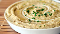 Svjetski hit sa Bliskog istoka: Ovako se pravi humus...