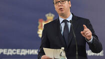 Vučić izjavio da su dronovi iznad vojnih objekata 'svojevrstan vid agresije'