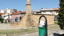 Šest stoljeća stara džamija u Prizrenu zaboravljena od strane države (VIDEO)