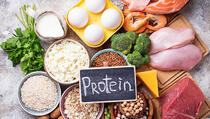 Šest znakova koji pokazuju da jedete previše proteina