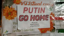 Naljepnice "Putin go home" izlijepljene po Vojvodini