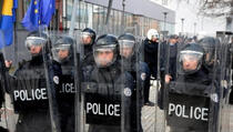 Policija Kosova: Vozilo UN je bilo na barikadama, vozač nije poštovao naredbe