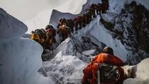 Uznemirujuće snimke stižu s Mount Everesta (FOTO)