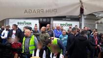 Novi protest desničara ispred pekare u Borči