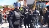 Desetine povređenih na protestu u Štrpcu
