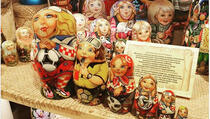 U Sankt Peterburgu prodaju babušku s likom Kolinde Grabar-Kitarović