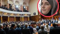 PRVI PUT U HISTORIJI SRBIJE: U parlament ulazi poslanica koja nosi hidžab