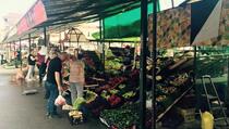 Prizrenske pijace prepune voća i povrća, cijene proizvoda skočile, a narod u krizi! (FOTO)