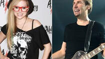 Frontmen Nickelbacka zaprosio Avril dijamantskim prstenom