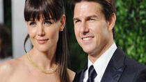 Tom Cruise i Katie Holmes i službeno razvedeni