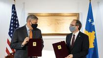 SAD i Kosovo potpisali sporazum kojim se otključavaju finansijske mogućnosti