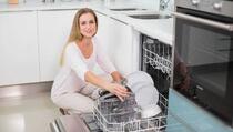 Žena pokazala kako sami kod kuće možete napraviti tablete za mašinsko pranje posuđa
