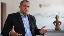 Ahmeti: Ne razumijem građane Kosova koji se protive reciprocitetu za tablice