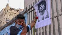 Argentinci se u suzama opraštaju od legendarnog Maradone