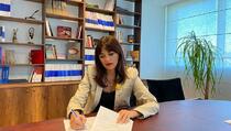 Haxhiu pozvala Eleza Blakaja da dođe na Kosovo