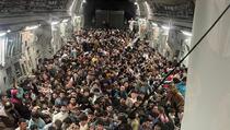 Američke snage objavile detalje: U avionu bila 823 putnika