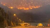 Turiste sa Kosova ni požari ne sprječavaju da ljetuju u Albaniji