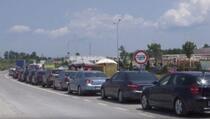 Na prijelazu Merdare na izlazak sa Kosova čeka se sedam sati