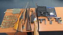 Optužnica protiv tri osobe za prodaju oružja na Kosovu