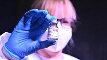 AstraZeneca radi na proizvodnji ciljane vakcine za omicron