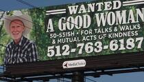 Muškarac iz Teksasa traži ljubav pomoću jumbo plakata, vjeruje da će dobiti mnogo poziva