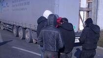 Vozač s Kosova ilegalno prevozio migrante u Ljubljani, u policijskoj potjeri jedan putnik poginuo