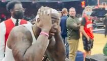Reakcija ovog muškarca kad je upoznao najdražeg košarkaša je hit na društvenim mrežama
