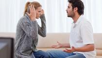Stalna kritika: Štetna navika koja može uništiti svaki odnos