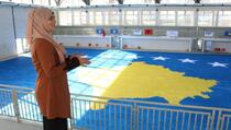 Arbnora Fejza-Idrizi uradila najveći origami mozaik zastave Kosova