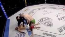 Brutalan nokaut: Rinat Fakhretdinov za 55 sekundi "uspavao" bivšeg UFC borca