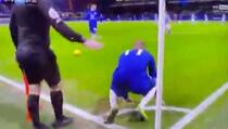 Skupocjeni napadač Chelseaja ne postiže golove, a izvođenje kornera nije mu jača strana