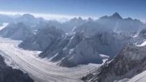 Tim nepalskih planinara postao prvi koji se zimi popeo na vrh K2