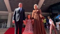 Kurti sa suprugom i ćerkom na premijeri kosovskog filma u Kanu