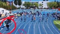 Kina: Kamerman s opremom trčao brže od sprintera