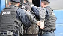 U policijskoj akciji u Južnoj Mitrovici i Prizrenu uhapšeno 20 osoba