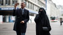 Milioner koji će platiti kazne za žene koje nose burke u Švicarskoj