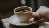 Ljudi dnevno pređu 1000 koraka više ako popiju kafu