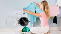 Treba li razdvajati odjeću prije pranja: Stručnjaci odgovaraju potvrdno i otkrivaju kako ćete to uraditi