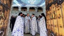 Sveštenici u Cetinju pjevali: "Kad se vojska na Kosovo vrati"