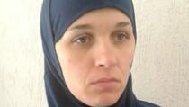 Žena vraćena na posao u Policiji Kosova, dobila otkaz zbog marame