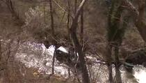 Prizren/Rečane: Autom sletio sa visine od 30m u rijeku, jedna osoba izgubila život
