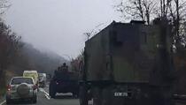 Na granici sa Kosovom vojska Srbije postavila artiljeriju, pojavili se snimci
